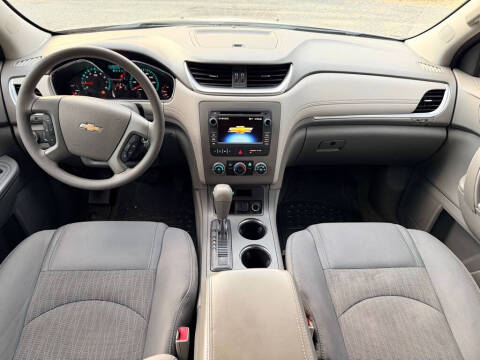 2016 Chevrolet Traverse LS