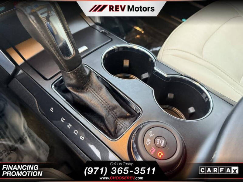 2017 Ford Explorer Platinum