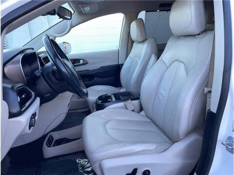 2018 Chrysler Pacifica Touring L