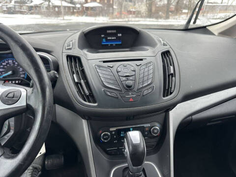 2014 Ford C-MAX Hybrid SE