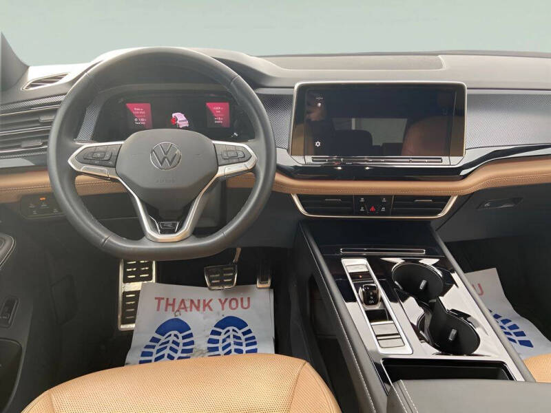 2024 Volkswagen Atlas Cross Sport SEL R-Line 4Motion