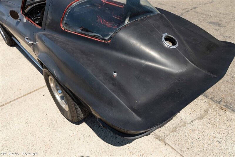 1966 Chevrolet Corvette 42