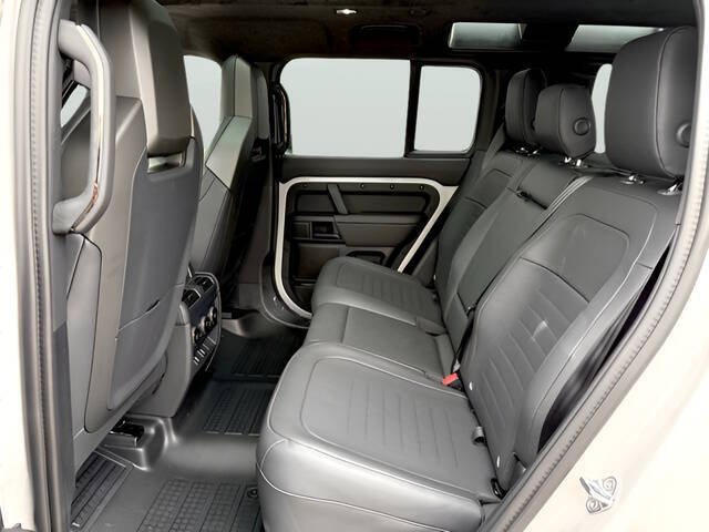 2026 Land Rover Defender