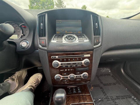2009 Nissan Maxima