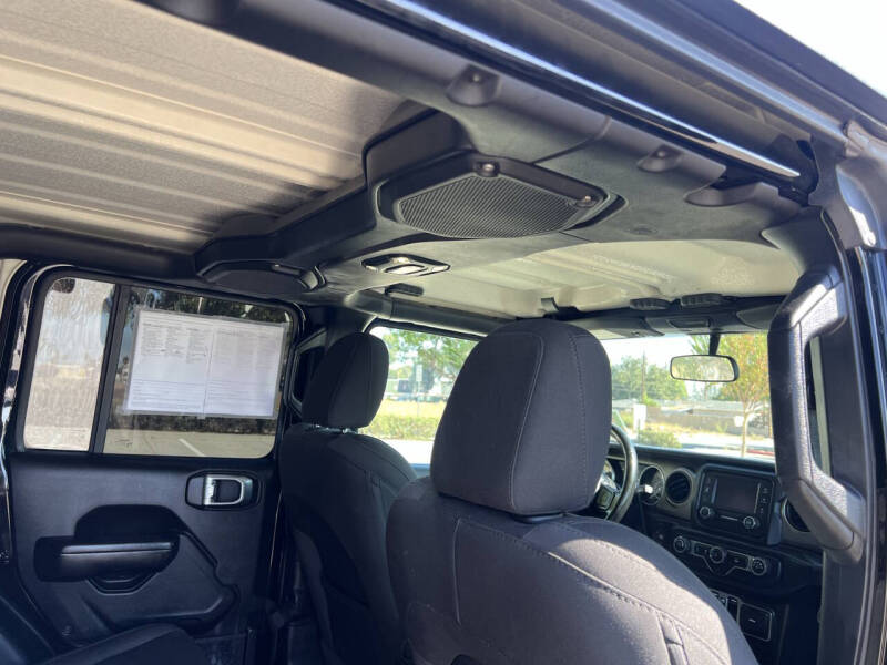 2020 Jeep Gladiator Sport