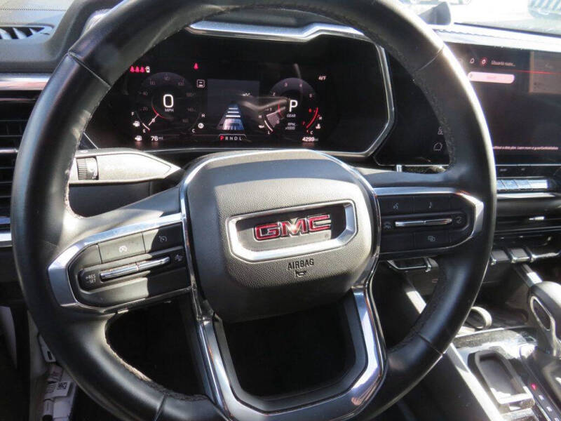 2024 GMC Canyon Elevation