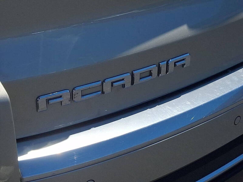 2015 GMC Acadia SLE-2