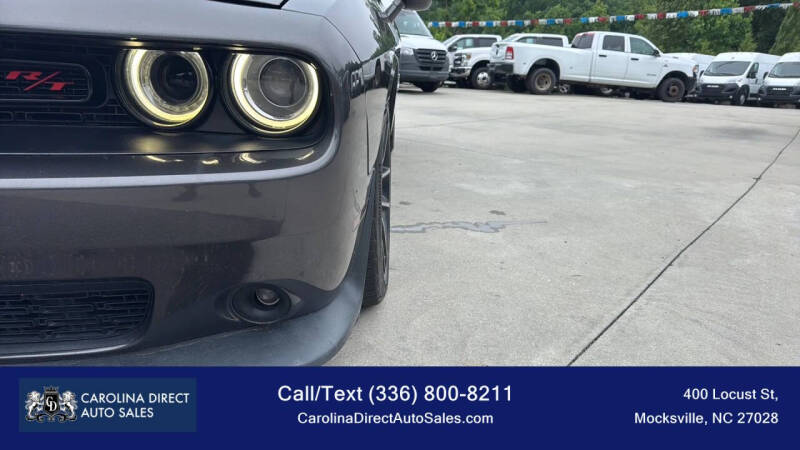 2016 Dodge Challenger 392 HEMI Scat Pack Shaker