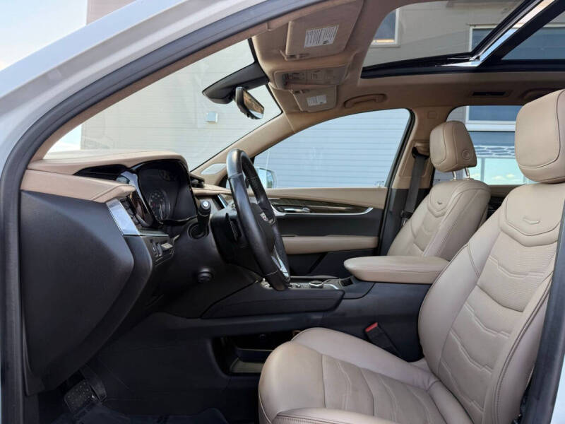 2020 Cadillac XT6 Premium Luxury