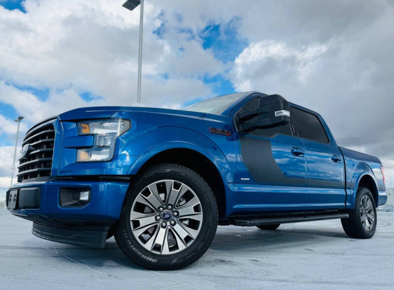 2017 Ford F-150 XLT photo 4