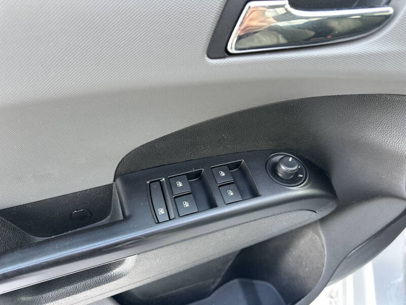 2018 Chevrolet Sonic LT Auto