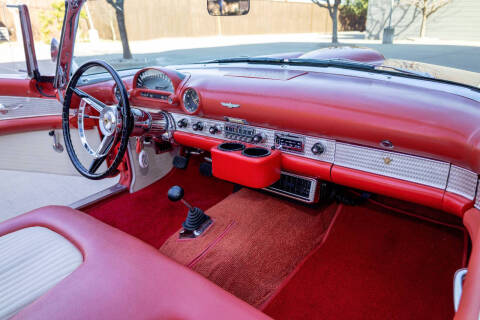 1956 Ford Thunderbird