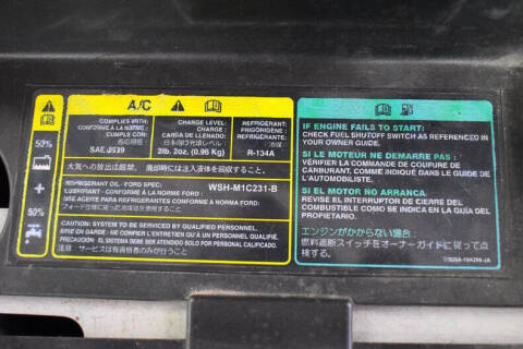 2004 Ford Mustang Deluxe