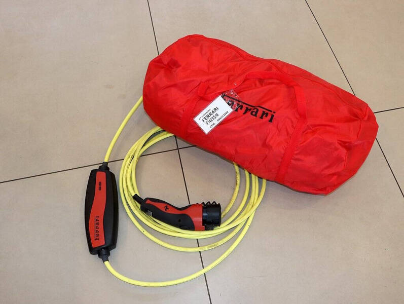 2024 Ferrari 296 GTS