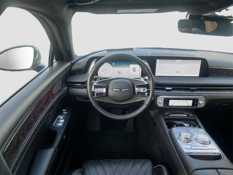 2024 Genesis G90 3.5T e-Supercharger