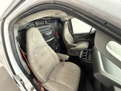 2017 Chevrolet Express 2500