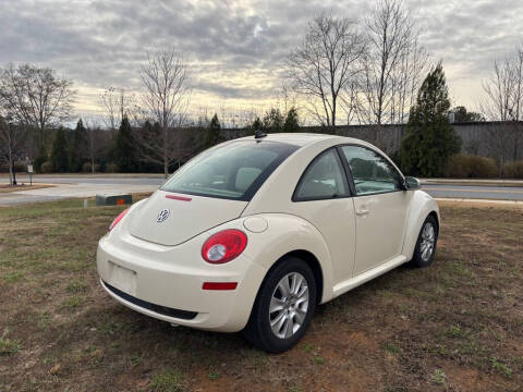 2010 Volkswagen New Beetle