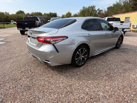 2018 Toyota Camry SE