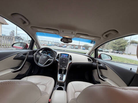 2012 Buick Verano Leather Group