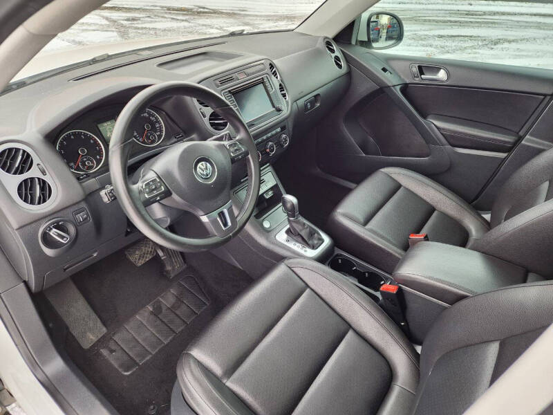 2017 Volkswagen Tiguan 2.0T Wolfsburg Edition