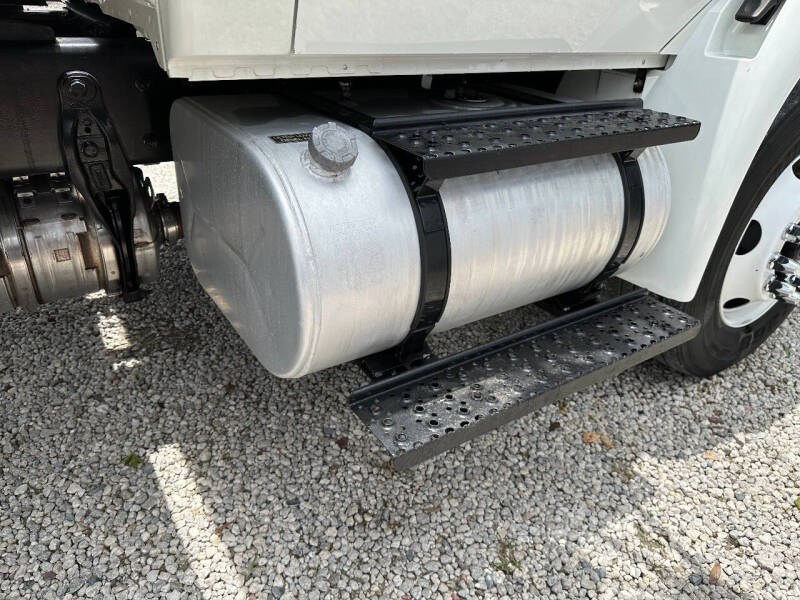 2018 International DuraStar 4300