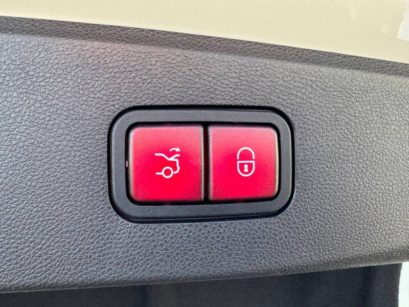 2012 Mercedes-Benz E-Class