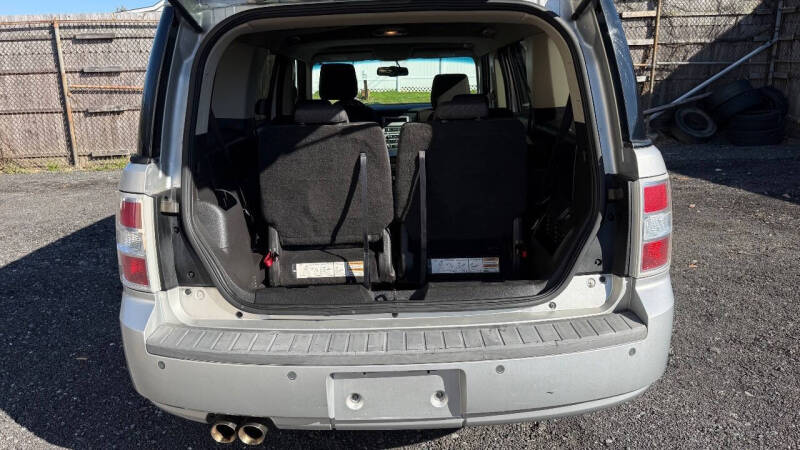 2009 Ford Flex SE
