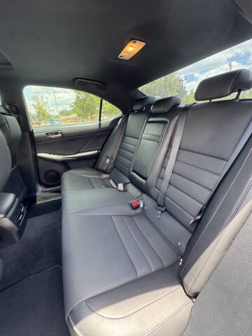 2018 Lexus IS 300