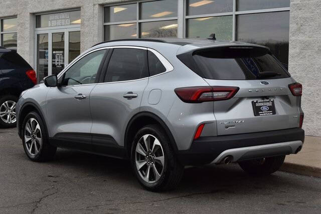 2023 Ford Escape Platinum