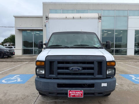 2017 Ford E-Series