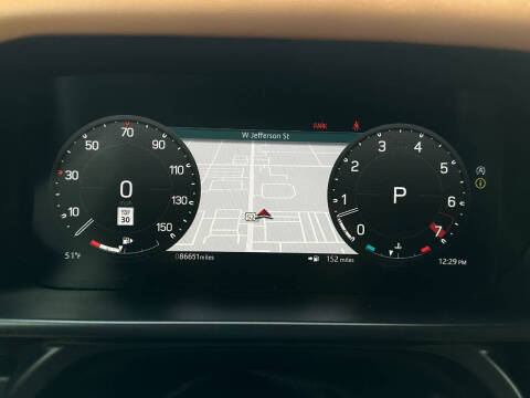 2023 Land Rover Defender 130 X-Dynamic SE