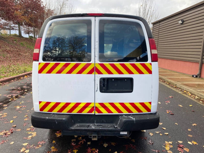 2004 Chevrolet Express 2500