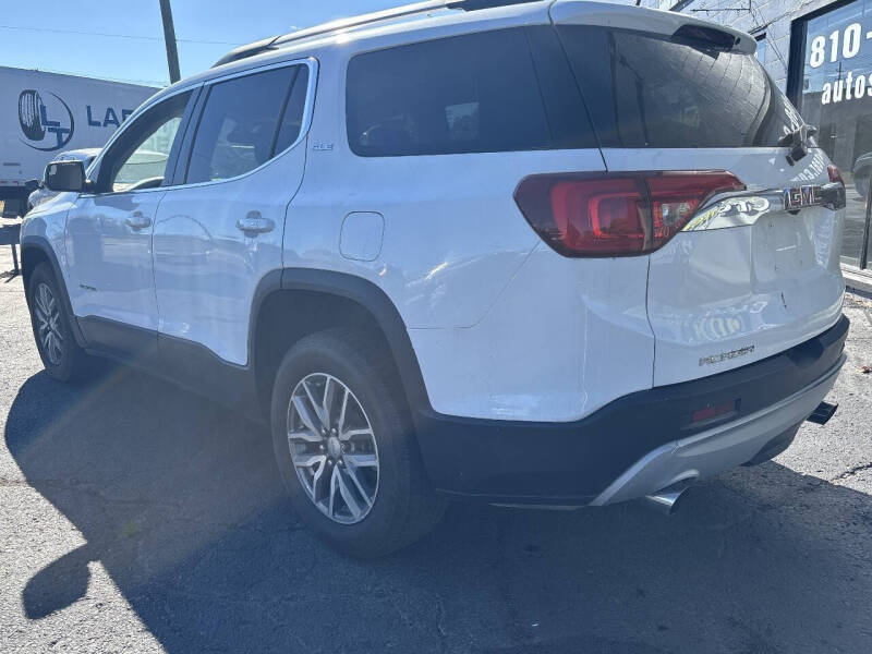2017 GMC Acadia SLE-2