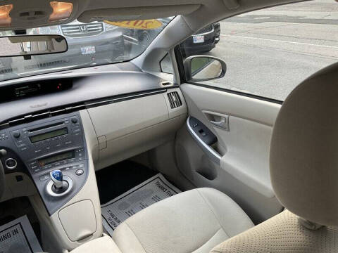 2010 Toyota Prius II