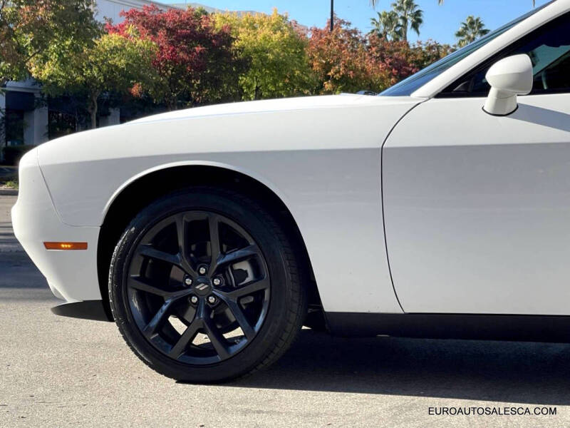 2023 Dodge Challenger SXT