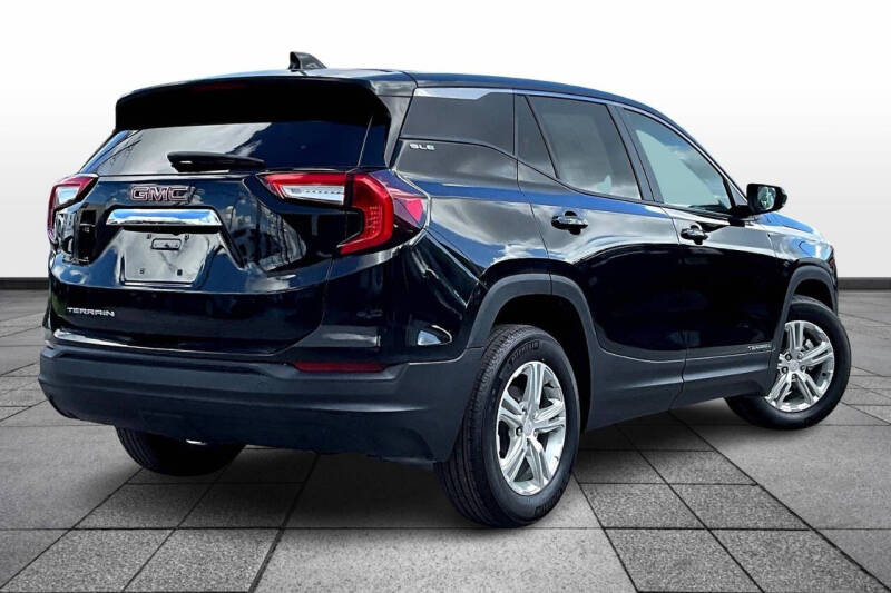 2024 GMC Terrain SLE