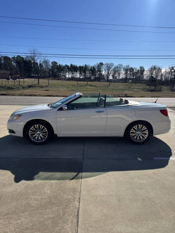 2011 Chrysler 200 Limited
