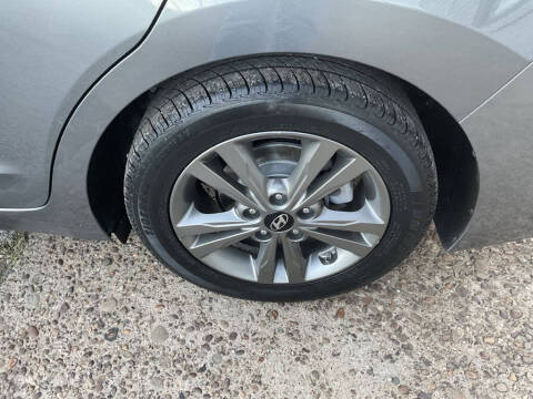 2018 Hyundai Elantra