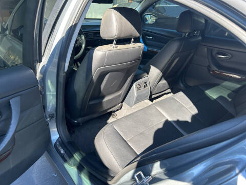 2011 BMW 3 Series 328i