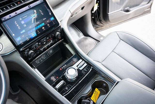 2025 Jeep Grand Cherokee Overland