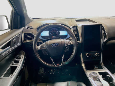 2023 Ford Edge ST