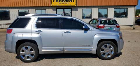 2013 GMC Terrain for sale at Parkway Motors in Springfield IL