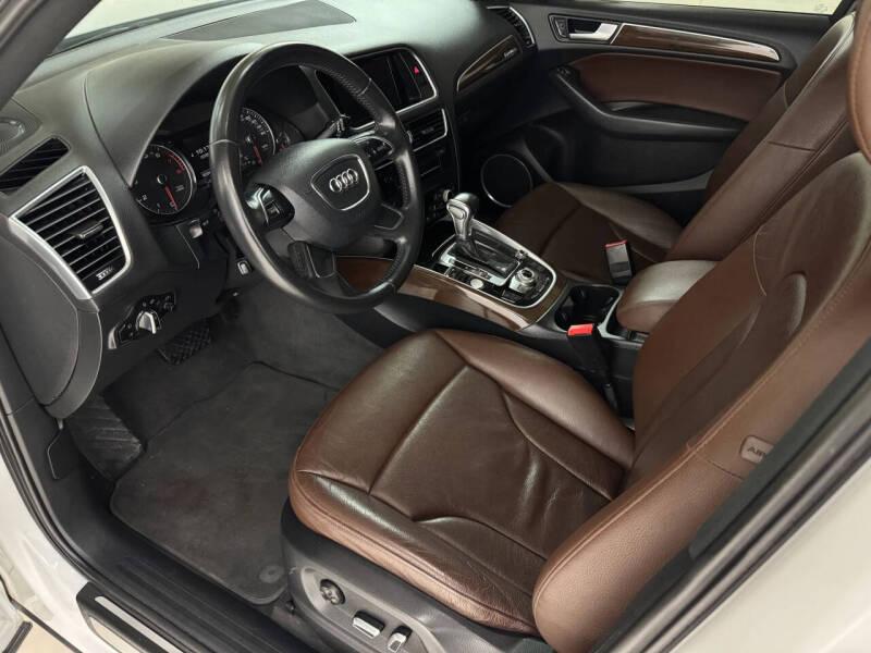 2017 Audi Q5 2.0T quattro Premium Plus