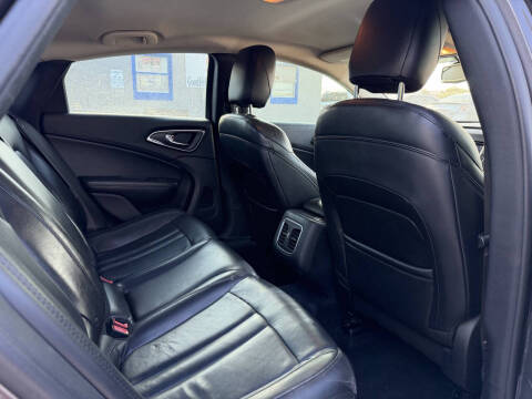 2015 Chrysler 200 C