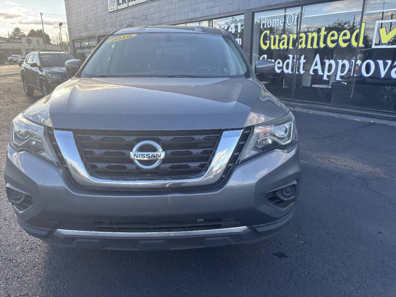 2019 Nissan Pathfinder SV