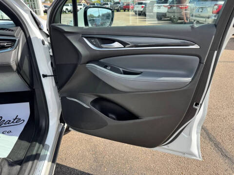 2022 Buick Enclave Essence