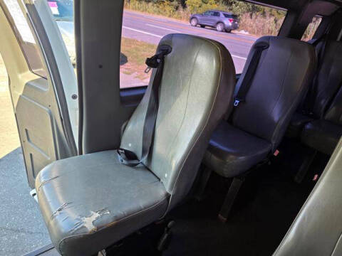 2010 Ford E-Series E-250