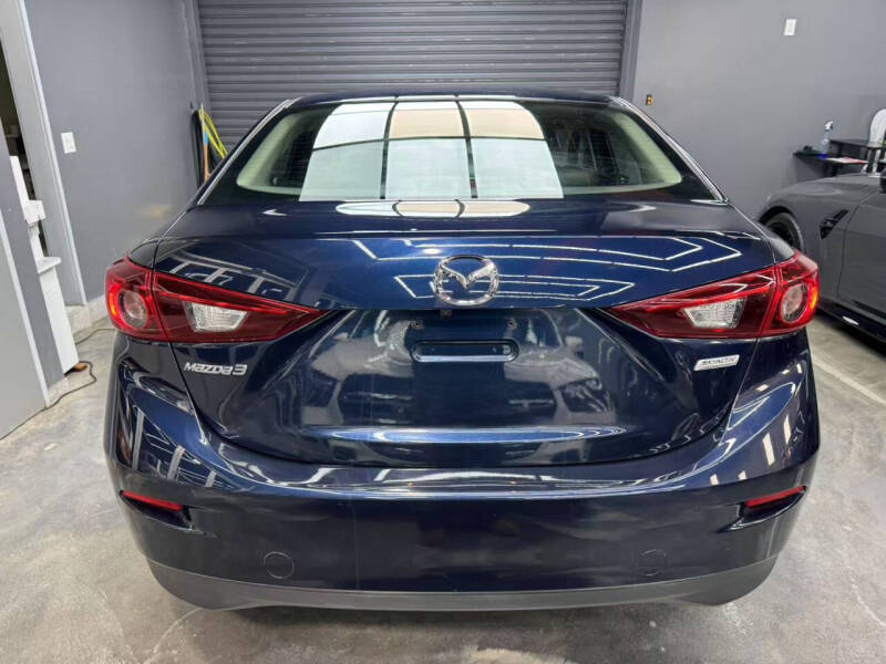 2017 Mazda MAZDA3 Touring