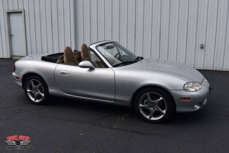 2002 Mazda MX-5 Miata