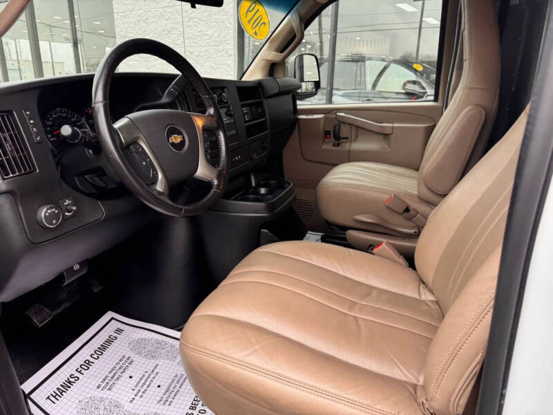 2019 Chevrolet Express 2500
